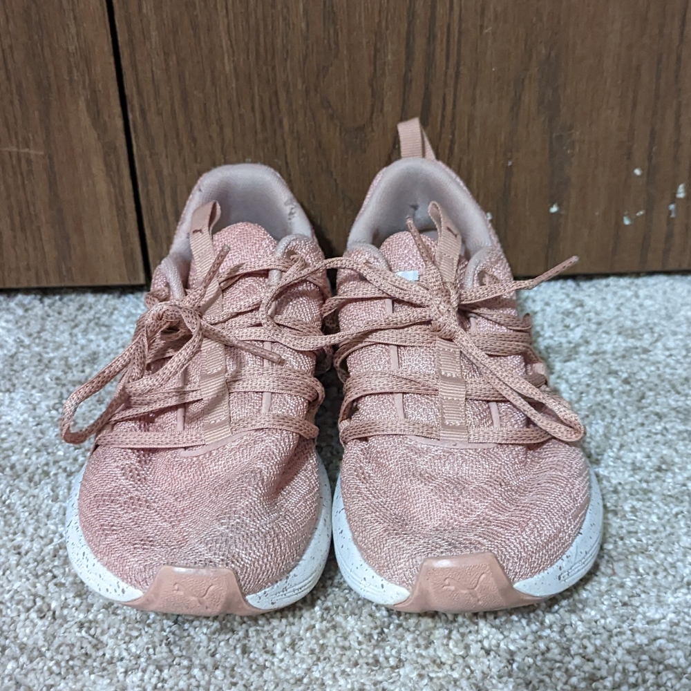 Puma Sneakers